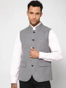 Cantabil Men Checked Mandarin Collar Nehru Jacket