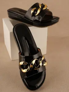 SAPATOS Embellished Flatform Heels