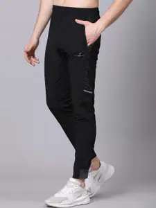 Dpassion Men Regular Fit Mid-Rise Joggers
