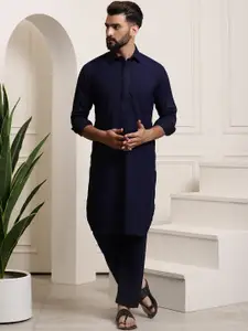 SOJANYA Solid Regular Pathani Kurta With Pyjamas