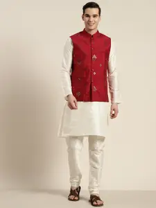 SOJANYA Mandarin Collar Regular Kurta With Churidar & With Nehru Jacket