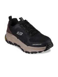 Skechers Men D'Lux Trekker Trekking Shoes