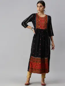 SHOWOFF Ethnic Motifs Printed Beads and Stones Kurta