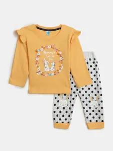 V-Mart Infant Girls Printed Pure Cotton T-Shirt With Trousers