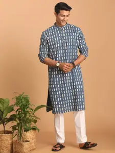 VASTRAMAY Geometric Printed Mandarin Collar Pure Cotton Sustainable Kurta With Pyjamas