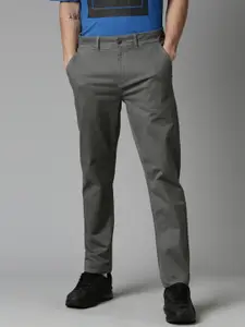 Breakbounce Men Mid-Rise Slim Fit Trousers