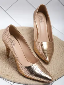 SHUZ TOUCH Textured Pointed Toe Slim Heels Pumps