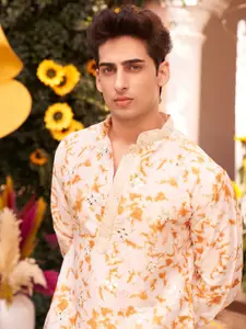 KISAH Men Printed  Regular Fit Mirror Work  Kurta