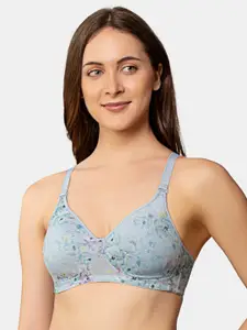 Triumph Printed Lightly Padded Non-Wired Detachable Straps Seamless T-Shirt Bra