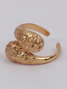 TANN TRIM Gold-Plated Textured Rille Ring