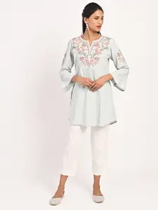 Lakshita Floral Embroidered Notched Neck Thread Work Pure Cotton Kurti