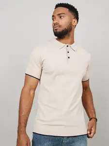 Styli Men Solid Polo Collar Knitted Smart Fit T-shirt