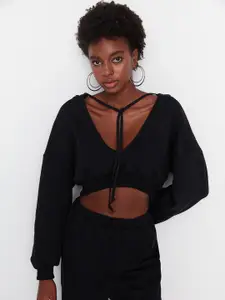 Trendyol Hooded Tie-Up Crop Top