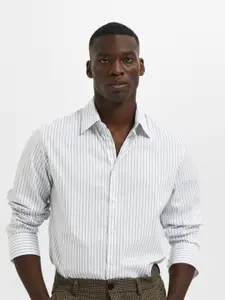 SELECTED Slim Fit Opaque Striped Casual Shirt