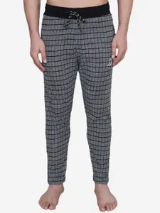 Xohy Men Checked Cotton Mid Rise Lounge Pants
