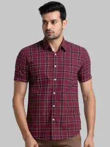 Parx Slim Fit Checked Spread Collar Pure Cotton Casual Shirt