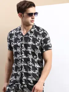 SHOWOFF Printed Slim Fit Shirt With Shorts