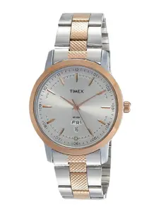 Timex Men Textured Dial & Stainless Steel Bracelet Style Straps Analogue Watch TW000G912