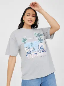Styli Graphic Printed Relaxed-Fit T-shirt