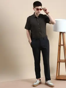 INVICTUS Comfort Slim Fit Floral Printed Formal Shirt