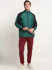 Invincible Men Classic Lightweight Jacket