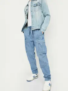 max Men Mid-Rise Mildly Distressed Jeans