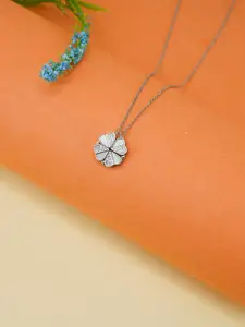 GRIIHAM Silver-Plated Flower Design Necklace