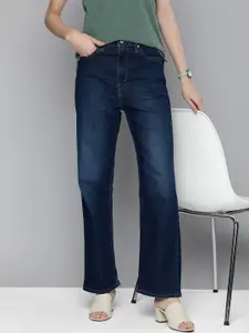 Levis Women711 Straight Fit High-Rise Light Fade Stretchable Jeans