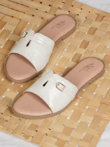 THE WHITE POLE Women Open Toe Flats With Buckle Detail