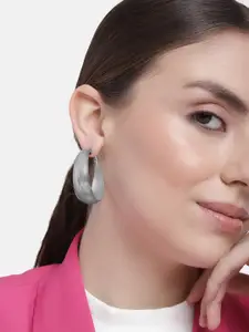DressBerry Silver-Toned Circular Hoop Earrings