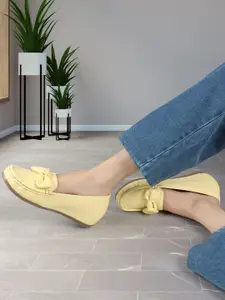 ELLE Women Textured Comfort Insole Lightweight Penny Loafers With Bows