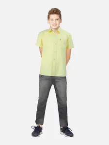 Gini and Jony Boys Opaque Twill Cotton Casual Shirt
