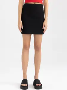 DeFacto Solid Straight Mini Skirt