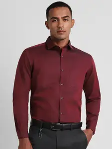 Peter England Elite Spread Collar Pure Cotton Formal Shirt