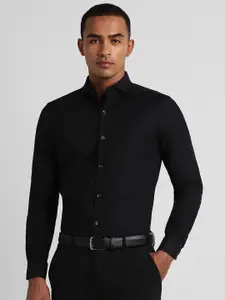 Peter England Elite Spread Collar Pure Cotton Formal Shirt