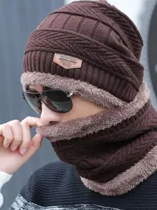 Alexvyan Men Self Design Acrylic Snow & Wind proof Beanie & Scarf