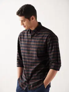 Andamen Classic Slim Fit Horizontal Striped Casual Shirt