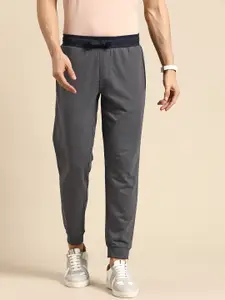 United Colors of Benetton Solid Pure Cotton Joggers