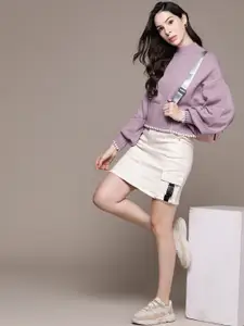 The Roadster Lifestyle Co. Acrylic Pullover