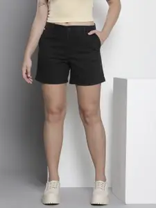 Tommy Hilfiger Women Solid Mid-Rise Regular Shorts