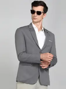 Avaeta Long Sleeves Notched Lapel Double-Breasted Blazer