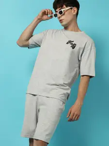 Campus Sutra Printed Oversized Sporty T shirt With Shorts Co-Ords