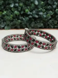 Ozanoo Set of 2 Silver-Plated Stone-Studded Openable Bangles
