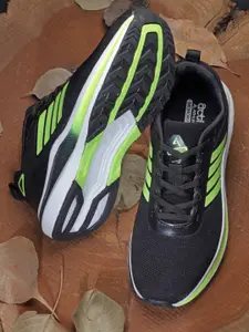 Action Men Technology Running Shoes