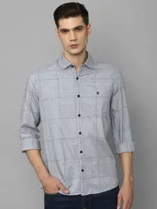 Louis Philippe Jeans Men Checked Comfort Slim Fit Cotton Casual Shirt