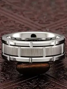 MEENAZ Silver-Plated Textured Finger Ring