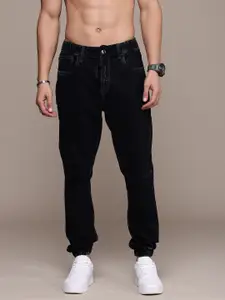 The Roadster Life Co. Men Light Fade Stretchable Jogger Jeans