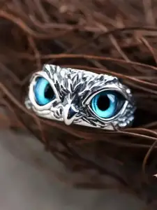MEENAZ Men Silver-Plated Owl Eye Textured Stainless Steel Finger Ring