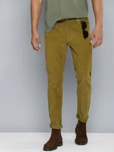 Levis Men Self Design Textured Slim Fit Low-Rise Corduroy Trousers