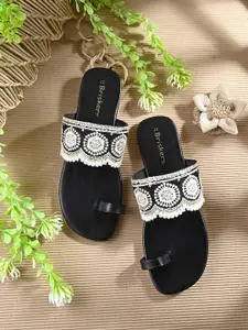 BRISKERS Embroidered Ethnic One Toe Flats